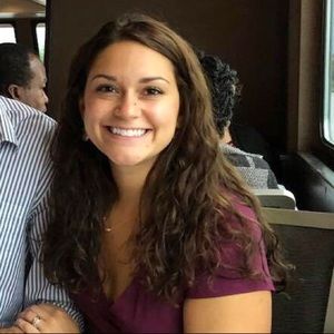 Meet your Posher, Jen